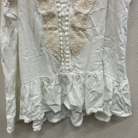 Eyeshadow Elegant White Eyelet Trimmed embroidered boho Top #34 - Picture 4 of 8